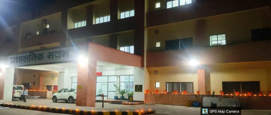 दीपों से जगमगाया ओबरा ताप विद्युत गृह, ‘आशीर्वाद का दीया’ ने दिया एकता और सकारात्मकता का संदेश